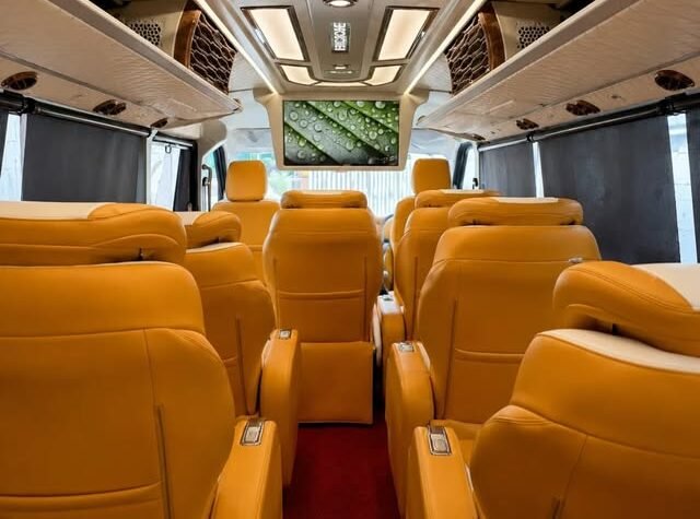 Force Urbania 12+1 Luxury Vehicle Bangalore